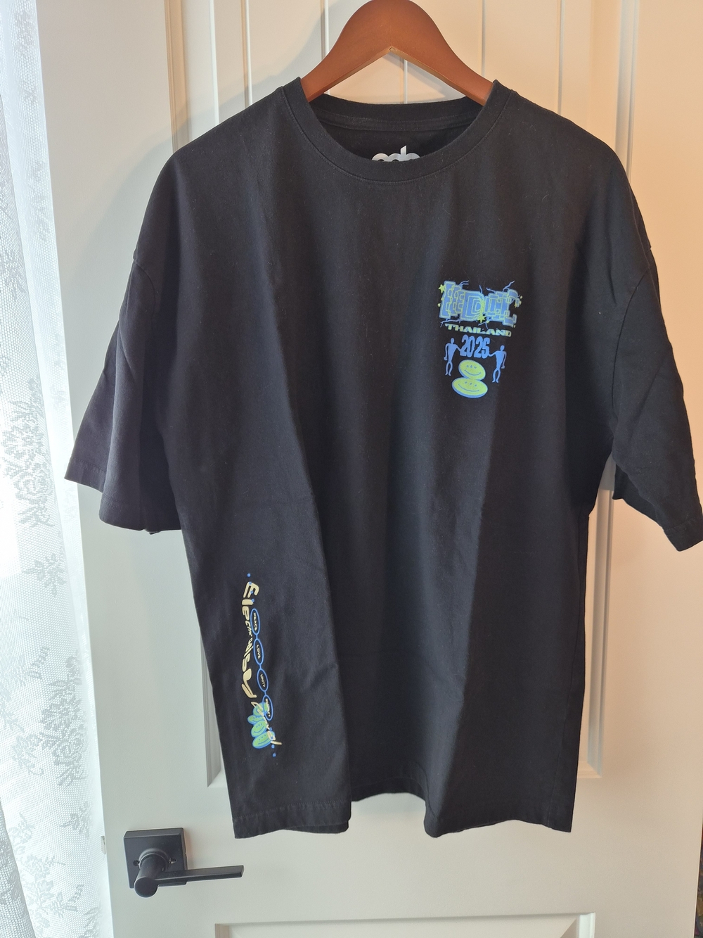 EDC Thailand 2025 Black Short Sleeve Tee with Blue and Green Graphics Sz XL